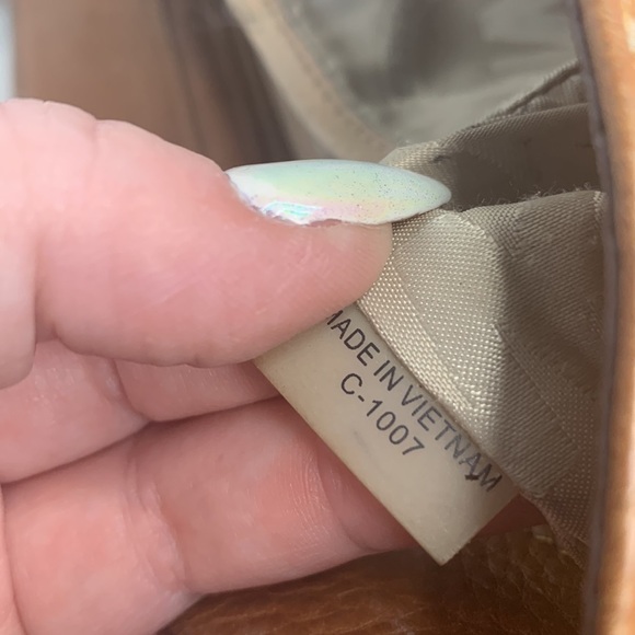 Michael Michael Kors Jet Set Tote in luggage/Buff - Picture 10 of 10